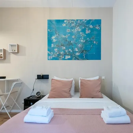 Апартаменты North With Patio For 2 *