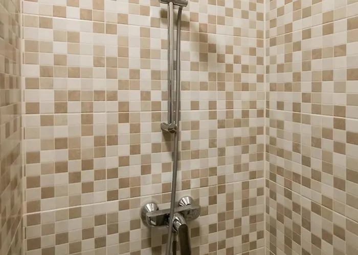 North With Patio For 2